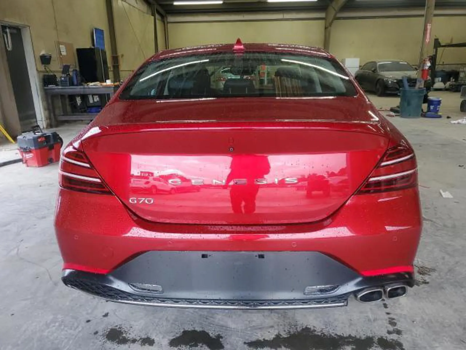 GENESIS G70 BASE 2.0L