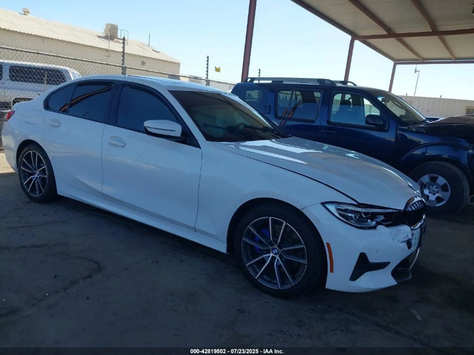 BMW 330I 2.0L